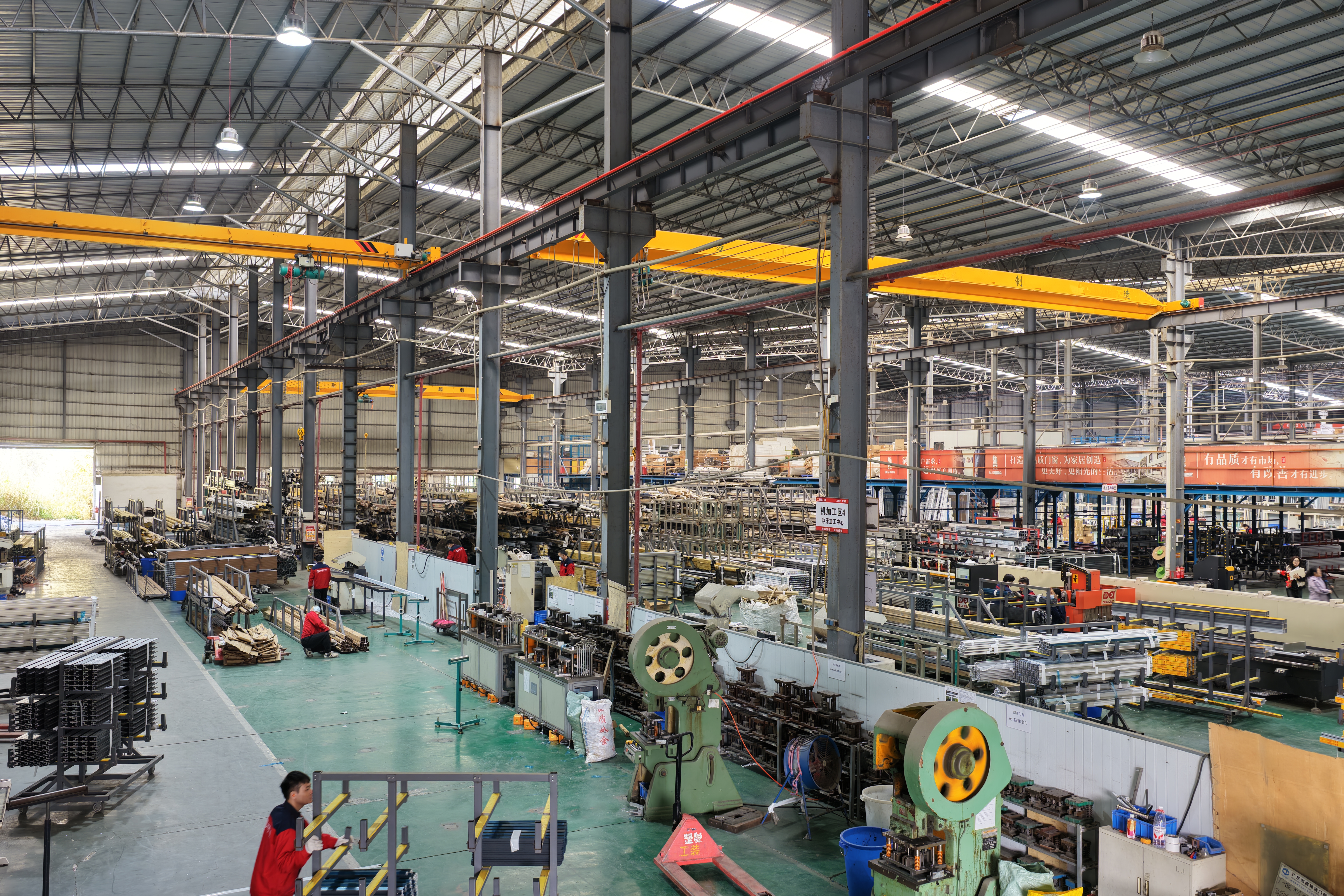 COSYHOUSE Foshan door manufacturing factory